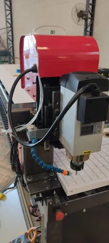 Aluguel de máquina Router CNC