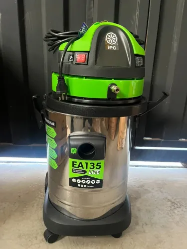 Extratora Aspirador Pó e Líquidos 1200w 35l EA 135 LITE IPC Cor Verde