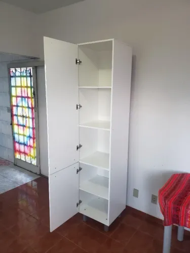 Armario multiuso ou Paneleiro