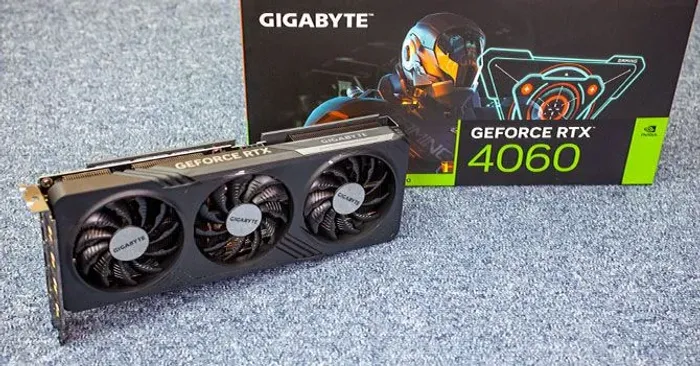 Rtx4060 gigabyte triple fan