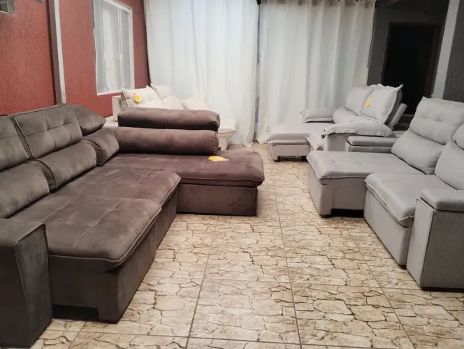 Sofás arrematados em lote,alto padrão <br>Verificar modelos e valores no depósito