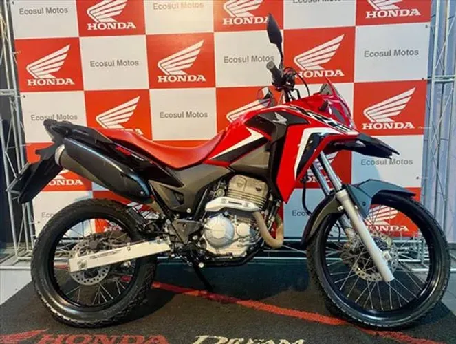 Honda XRE 300 ABS.