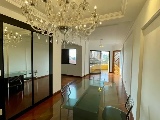 Marquês de Caravelas - 127m² privativos - amplo - 03 dormitórios - sacada - armários - 01 