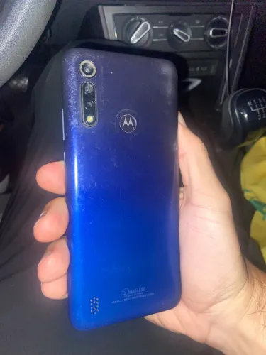 Moto g8 power lite