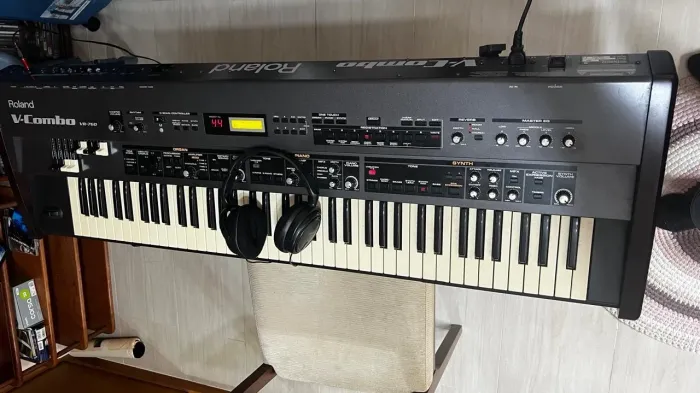 Roland VR-760 - raridade, simulador de hammond em excelente estado