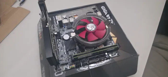 Placa de Vídeo GT 730 2GB + Processador