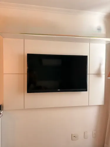 Painel tv branco 