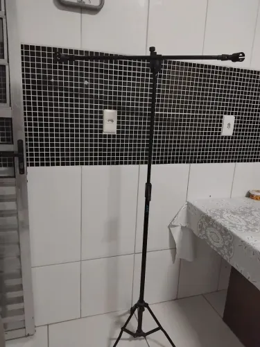 Pedestal para 2 microfones com cachimbo