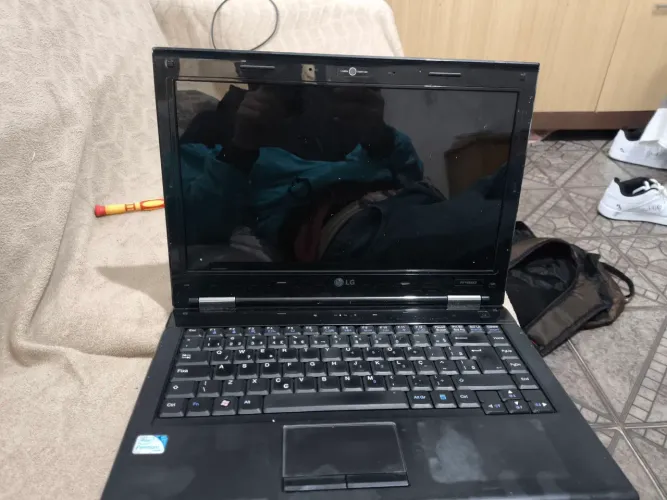 Notebook LG para retirada de peças