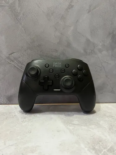 Controle Data Frog RGB Compatível com Nintendo Switch PC e Android