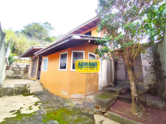 Casa com 2 dormitórios para alugar, 58 m² por R$ 2.595,34/mês - Estreito - Florianópolis/S