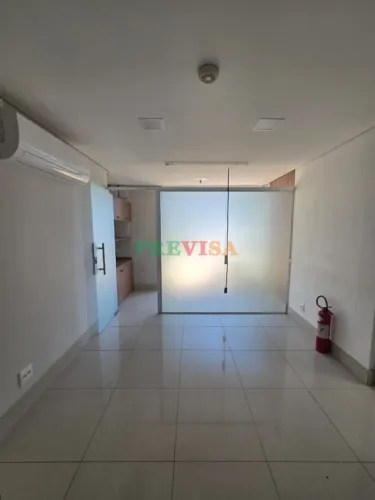 Loja / Salão / Ponto Comercial à venda em Vespasiano