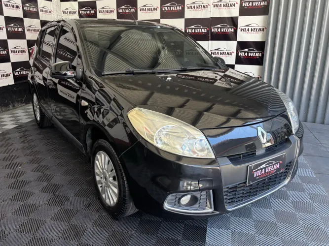 Renault Sandero Privilège Hi-flex 1.6 16V 5P AUT 2013
