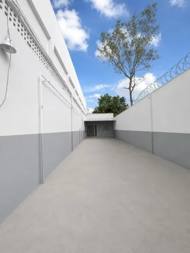 Galpão 600m² em São Gonçalo | Área para Caminhões | Ideal para Logística, Crossfit ou Ofic