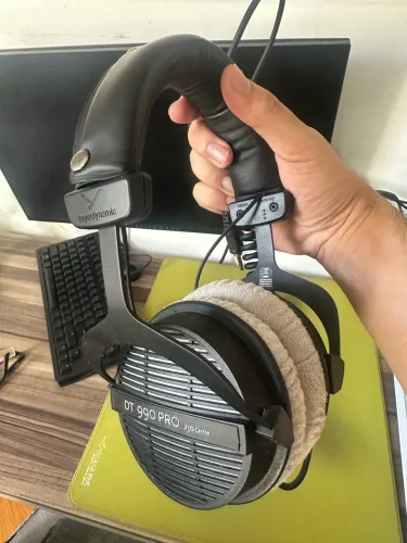 Fone De Ouvido Beyerdynamic Dt 990 Pro 250 Ohm Hi-fi