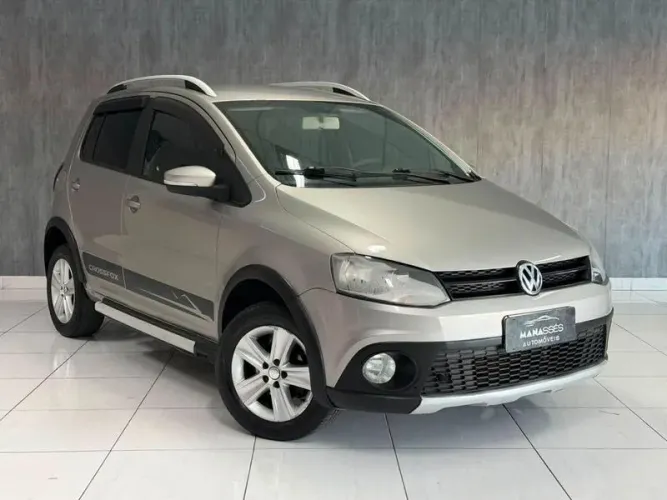 Volkswagen Crossfox 1.6 MI Total Flex 8V 5P 2011