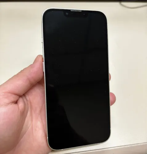 iPhone 13 128GB Estelar - Bateria 84% - Impecável - 100% Original