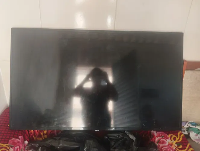 Televisão 55 sai o som só não está pegando imagem 