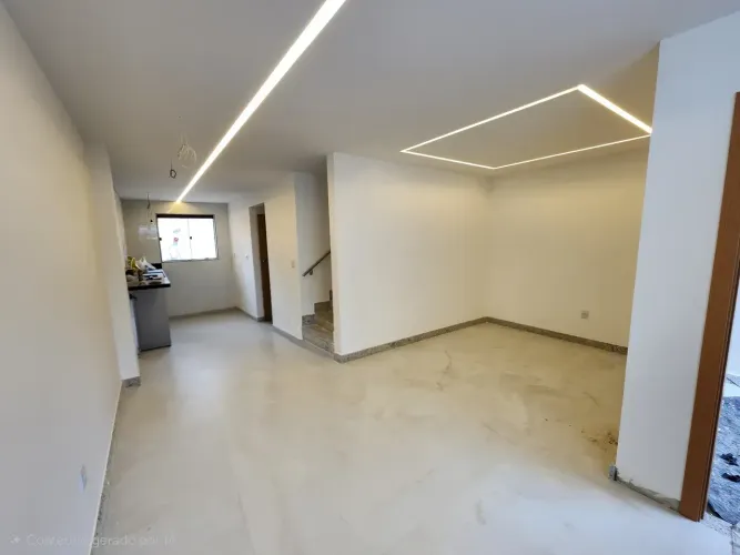 Casa Geminada Duplex com 3 quartos e lazer privativo