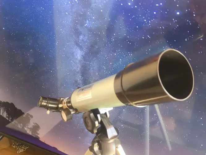 Telescópio F36050
