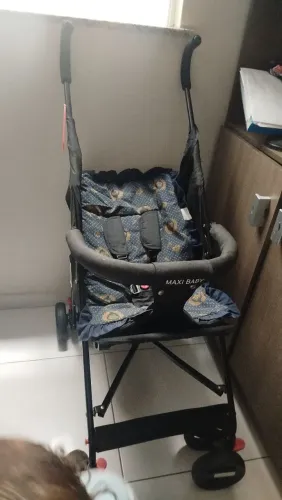 Vendo carrinho de passeio bebê com trocador