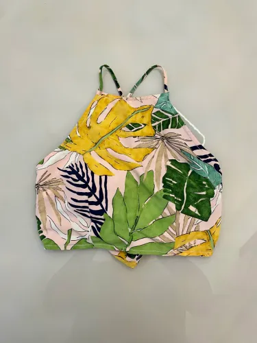 Blusa colorida tamanho P
