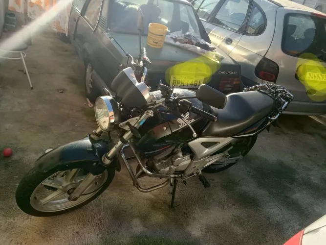 Estou vendendo pq não vou mas andar de moto.