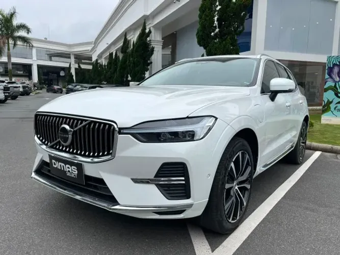 Volvo XC-60 T-8 Ultimate 2.0 AWD (híbrido) 2023