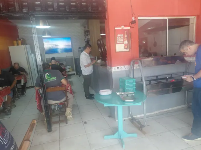 Auxiliar de cozinha e limpeza  morando próximo  Benfica Manhã  ou Noite!!