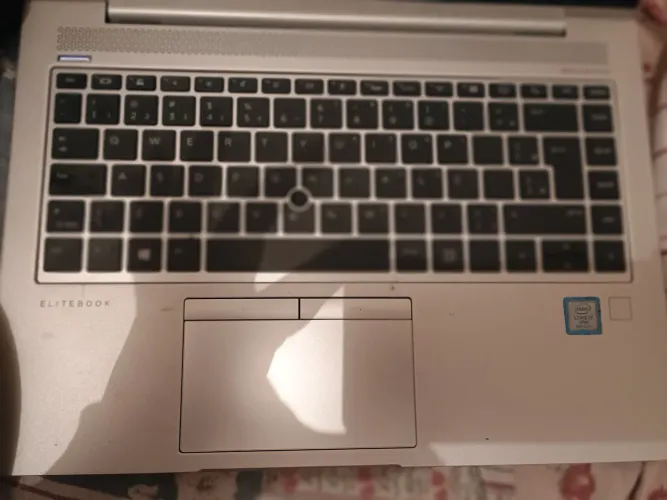 Notebook semi novo