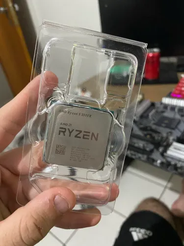 Ryzen 5 3500X + Placa Mãe AsRock B450M Pro4