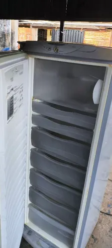Vende se freezer vertical 