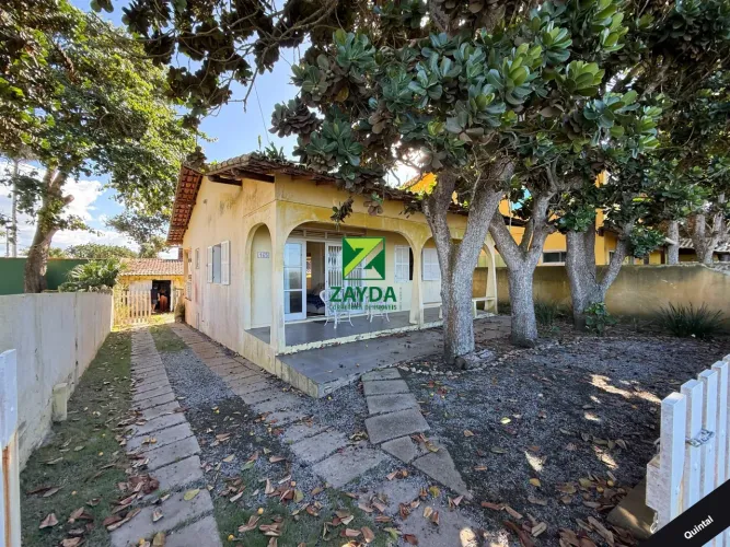 Casa de Frente para o Mar no Centro de Barra de São João - Barra de São João-RJ 4 Quartos,