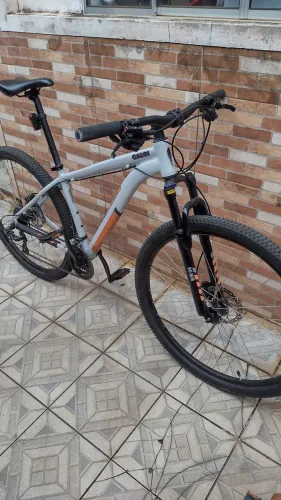 Bicicleta Caloi aro 29