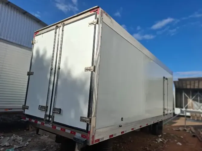 bau para Caminhao truck refrigerado frigorifico