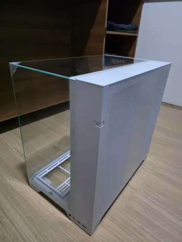 Gabinete Lian Li O11 Vision (somente gabinete. Não acompanha pc).