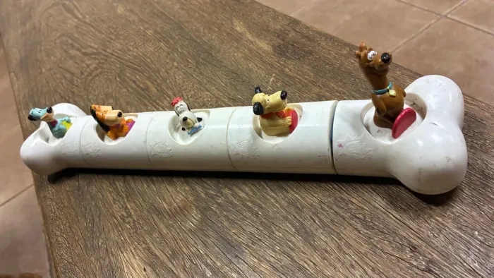 coleção completa do brinquedo "Osso do Cartoon Network / Hanna-Barbera
