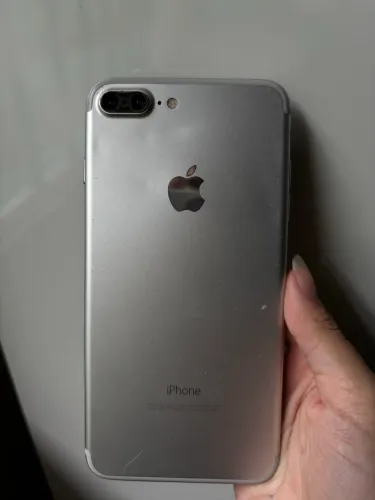 iPhone 7 Plus Prata/Dourado ? Bateria 100% ? Leia a descrição