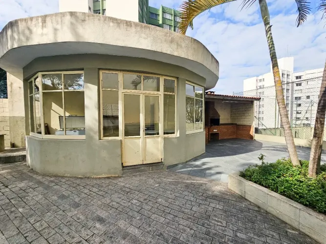Apartamento para venda possui 60 metros quadrados com 2 quartos