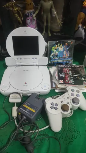PSONE FUNCIONANDO PERFEITAMENTE PORÉM NA TELA TEM FUNGOS OK