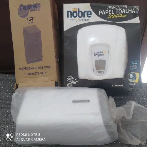 Kit Dispenser Papel Toalha, Sabonete Gel e Toalha Pequena 