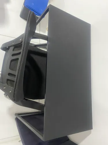 Mesa de escritório + cadeira