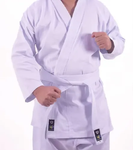 Kimono karaté ou judo adulto com faixa branca A1