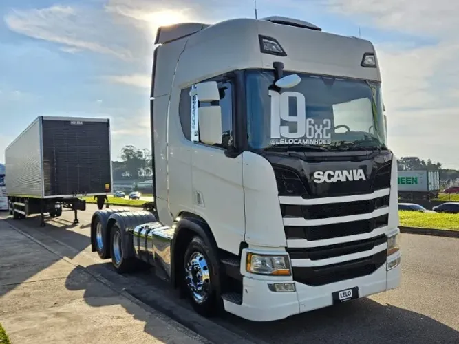 Scania R450 6x2 highline Ano 2019 Teto Alto Automático Ar Condicionado Multimídia REPASSE 