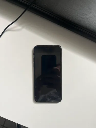 iPhone SE 