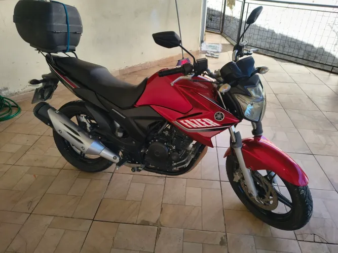 Moto Yamaha Fazer 250 flex