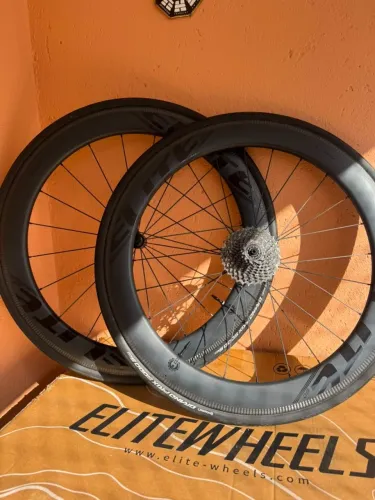 Roda de carbono Elitewheels 60mm