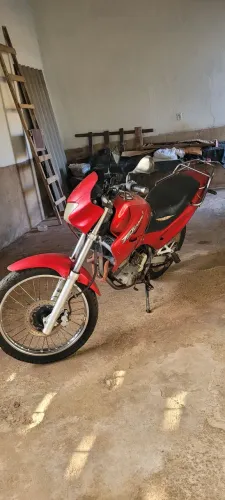 Honda Falcon 400 (modelo NX4) ano 2003