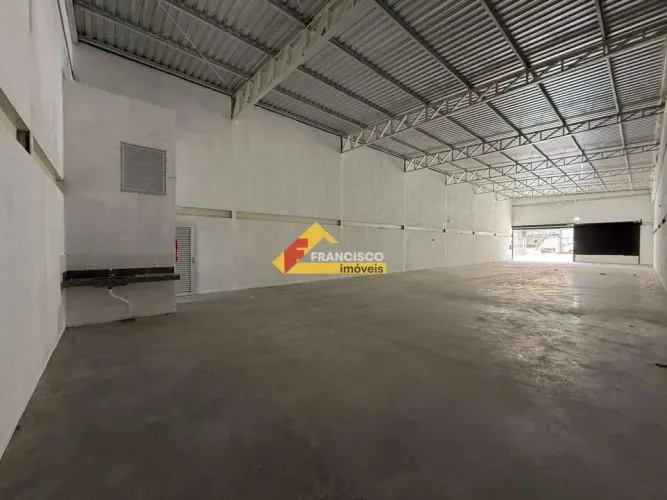 Loja para aluguel, 4 vagas, Centro - Divinópolis/MG