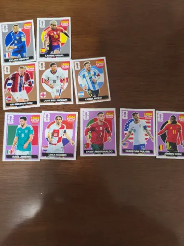 Álbum da copa completo acompanhado com 10 legends